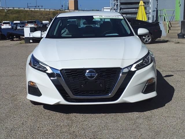 2022 Nissan Altima 2.5 SV