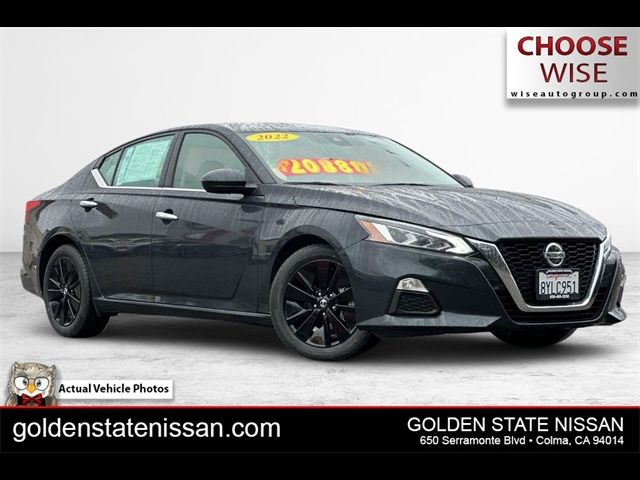 2022 Nissan Altima 2.5 SV