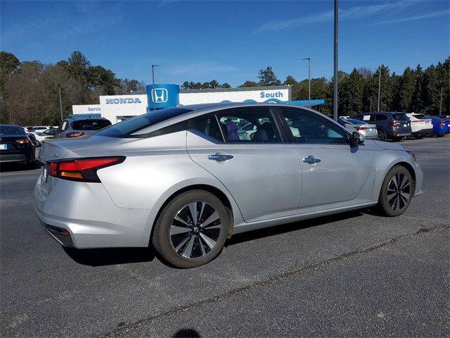 2022 Nissan Altima 2.5 SV