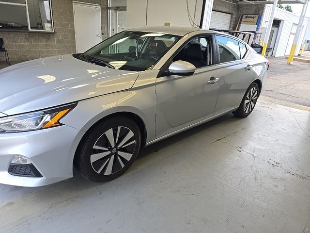 2022 Nissan Altima 2.5 SV