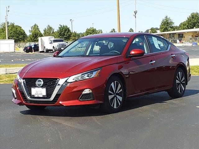 2022 Nissan Altima 2.5 SV