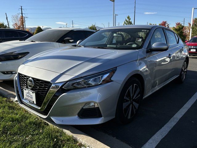 2022 Nissan Altima 2.5 SV