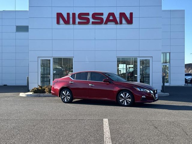 2022 Nissan Altima 2.5 SV