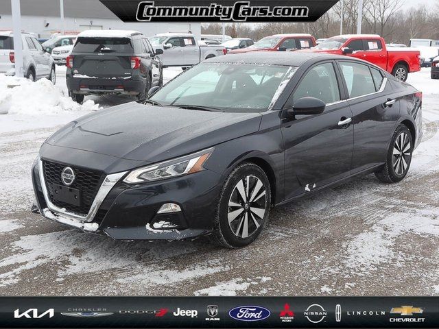 2022 Nissan Altima 2.5 SV