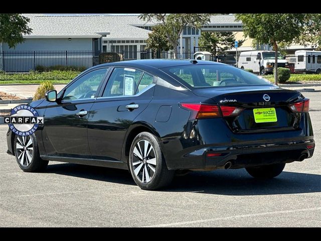 2022 Nissan Altima 2.5 SV