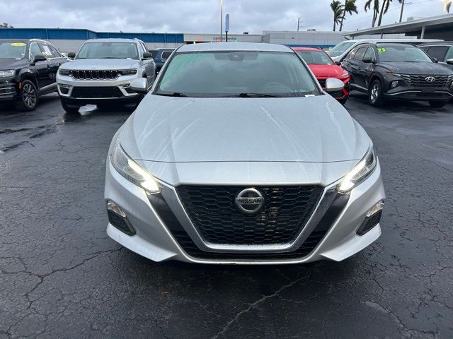 2022 Nissan Altima 2.5 SV