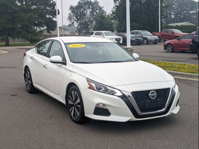 2022 Nissan Altima 2.5 SV