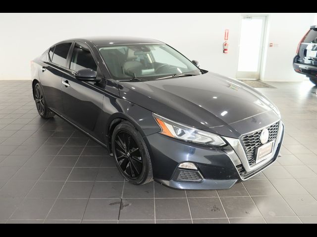 2022 Nissan Altima 2.5 SV