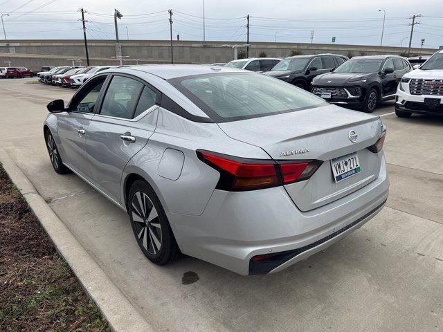 2022 Nissan Altima 2.5 SV