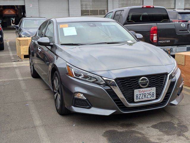 2022 Nissan Altima 2.5 SV