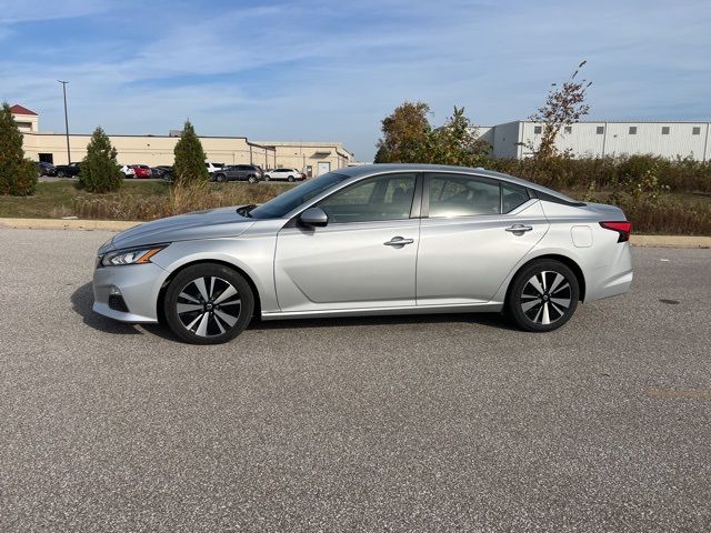 2022 Nissan Altima 2.5 SV