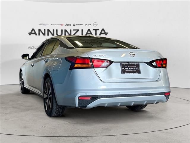 2022 Nissan Altima 2.5 SV