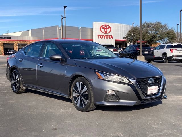 2022 Nissan Altima 2.5 SV