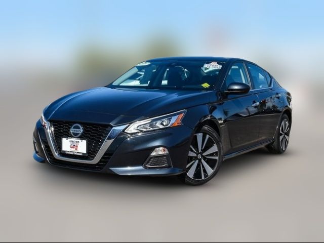 2022 Nissan Altima 2.5 SV