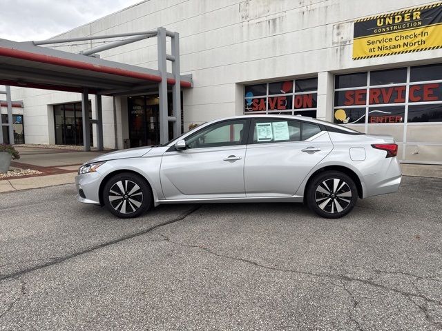 2022 Nissan Altima 2.5 SV