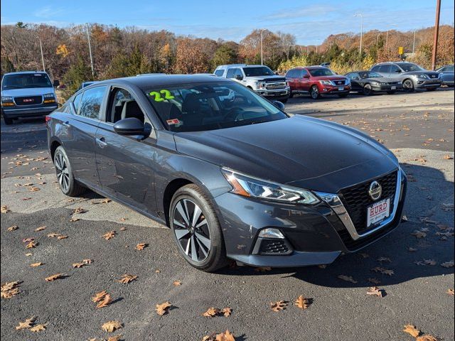 2022 Nissan Altima 2.5 SV