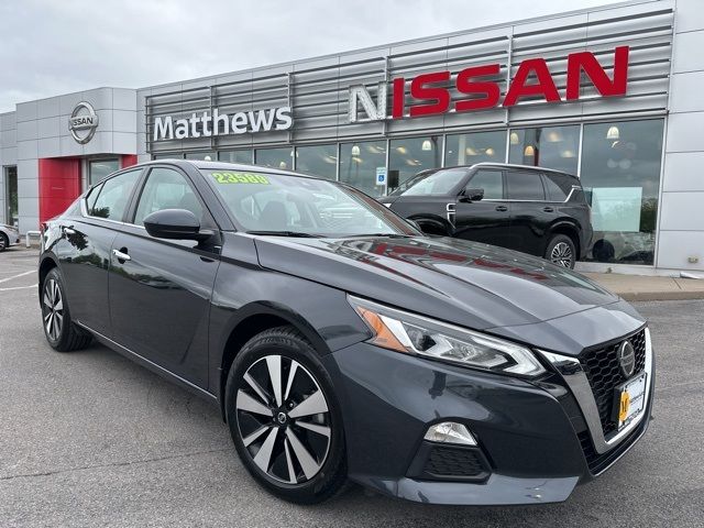 2022 Nissan Altima 2.5 SV