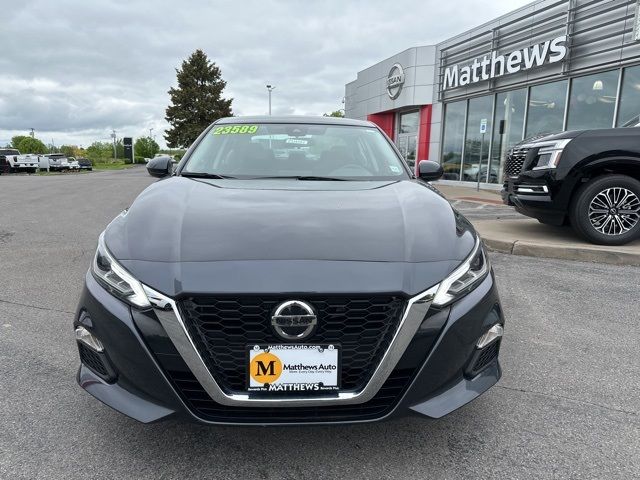 2022 Nissan Altima 2.5 SV