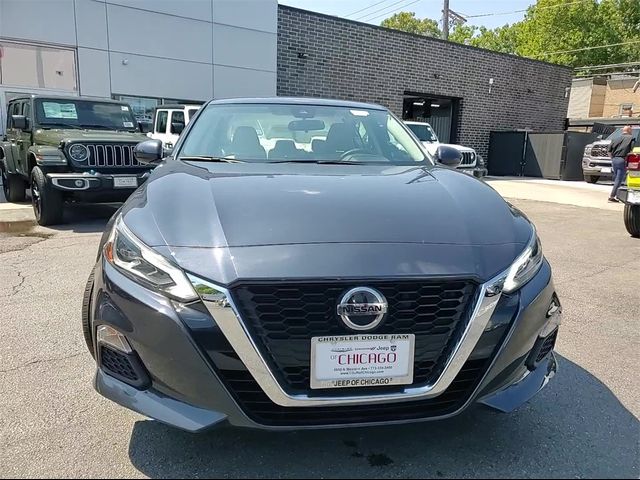 2022 Nissan Altima 2.5 SV