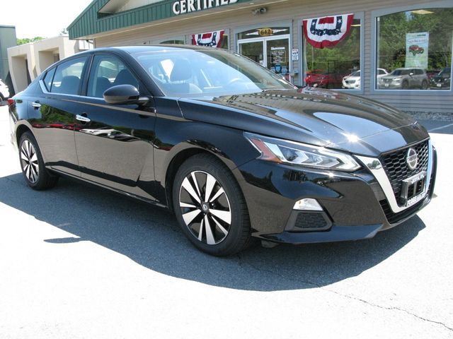 2022 Nissan Altima 2.5 SV