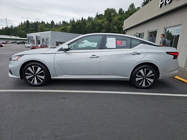 2022 Nissan Altima 2.5 SV