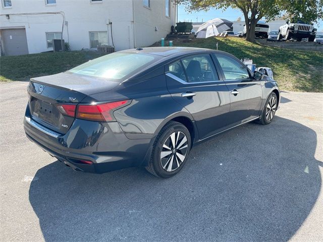 2022 Nissan Altima 2.5 SV