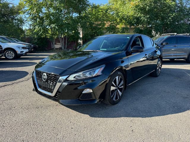 2022 Nissan Altima 2.5 SV