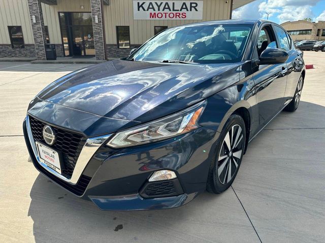 2022 Nissan Altima 2.5 SV