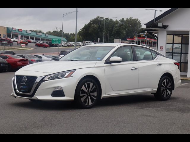 2022 Nissan Altima 2.5 SV