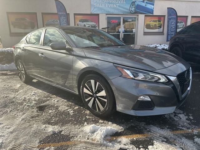 2022 Nissan Altima 2.5 SV