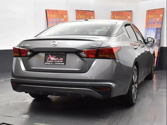 2022 Nissan Altima 2.5 SV