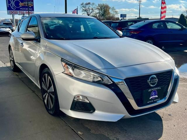 2022 Nissan Altima 2.5 SV