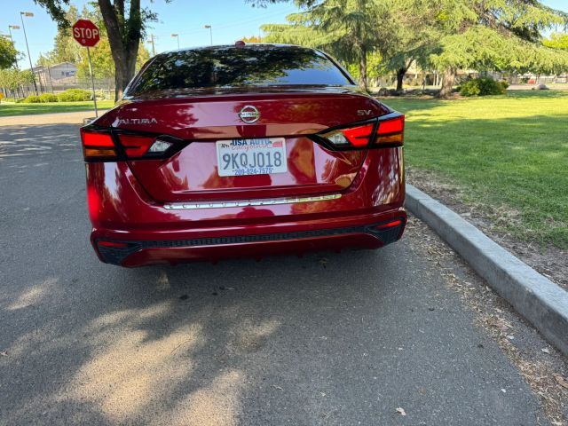 2022 Nissan Altima 2.5 SV