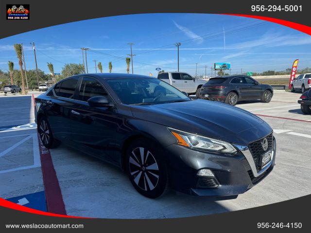 2022 Nissan Altima 2.5 SV