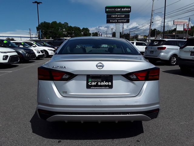 2022 Nissan Altima 2.5 S