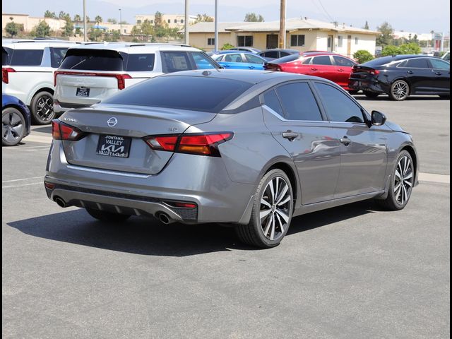 2022 Nissan Altima 2.5 SR