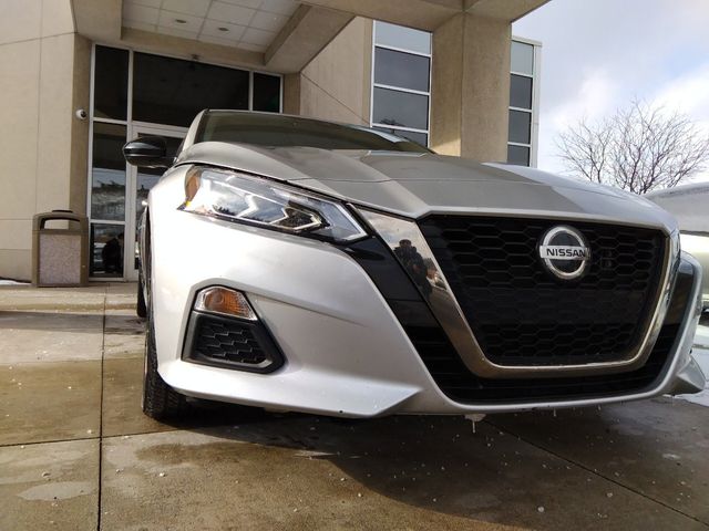 2022 Nissan Altima 2.5 SR