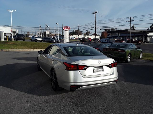 2022 Nissan Altima 2.5 SV