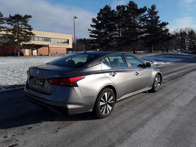 2022 Nissan Altima 2.5 SV