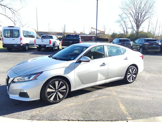 2022 Nissan Altima 2.5 SV