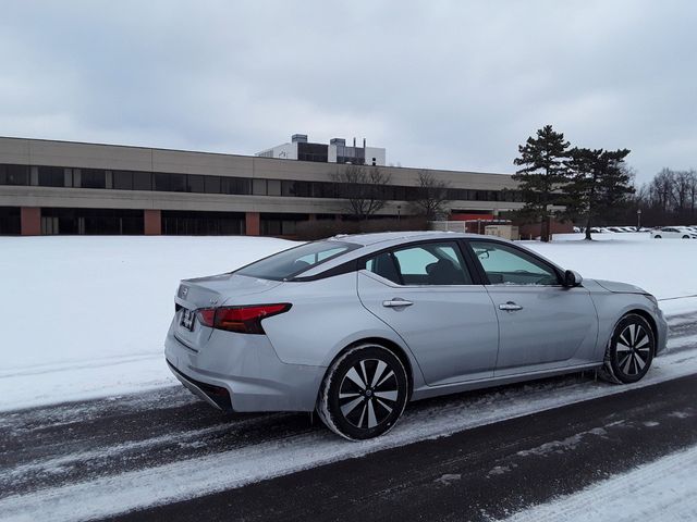 2022 Nissan Altima 2.5 SV