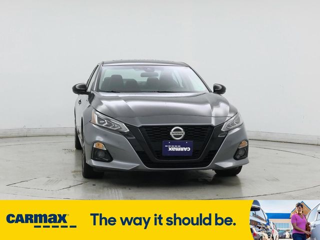 2022 Nissan Altima 2.5 SR