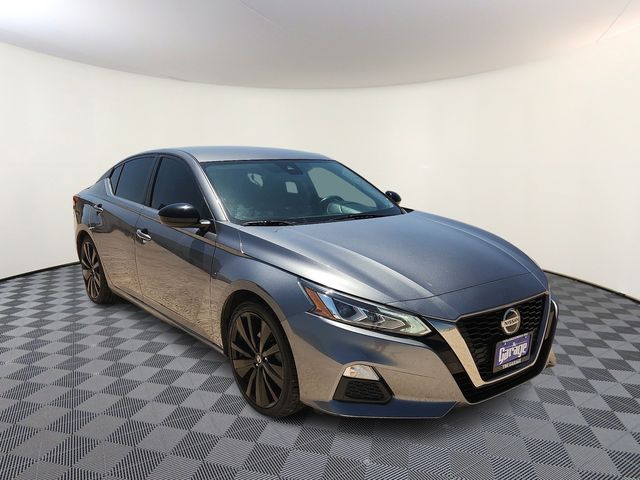 2022 Nissan Altima 2.5 SR
