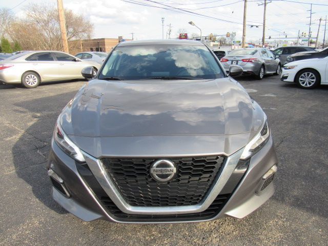 2022 Nissan Altima 2.5 SV