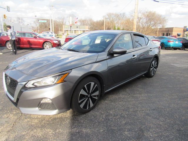 2022 Nissan Altima 2.5 SV