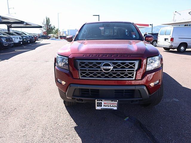 2022 Nissan Frontier SV