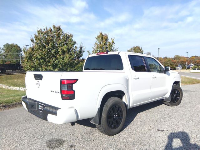 2022 Nissan Frontier SV