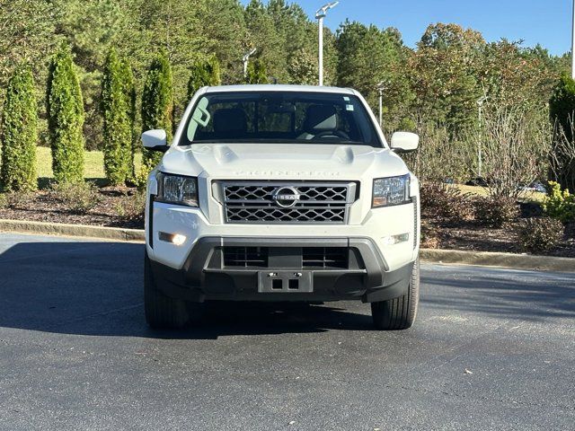 2022 Nissan Frontier SV