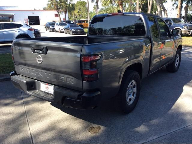 2022 Nissan Frontier S