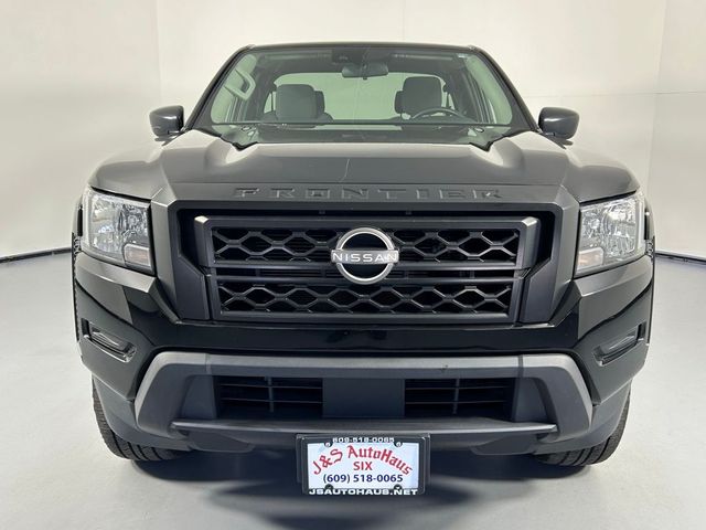 2022 Nissan Frontier S